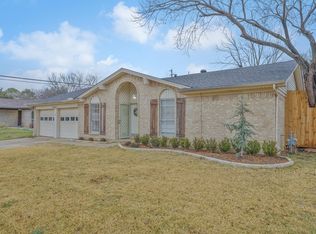 2413 Monterrey St, Arlington, TX 76015