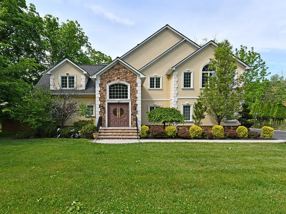 42 Willow Tree Rd