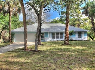 826 Robin Ln, Sebastian, FL 32958