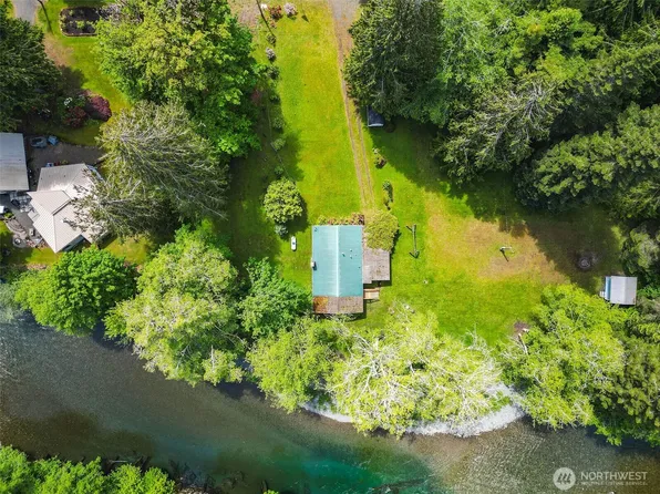 650 Mountain Trail Road, Brinnon, WA 98320