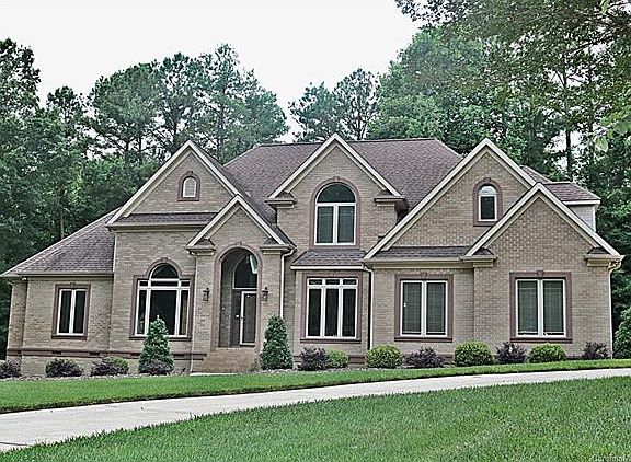 2nd image of 413 W Glenview Dr
