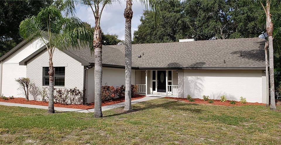 1st image of 10403 Lake Hill Dr