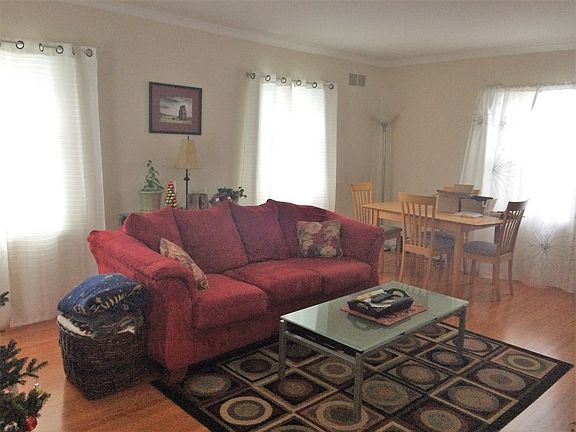 5th image of 4535 12th Ave
