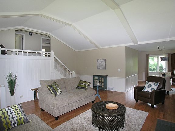 4th image of 814 N Kensington Ave