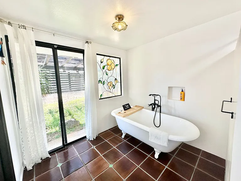 1650 Winterwarm Dr — Photo 34