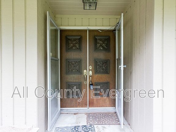 3rd image of 5805 48th Ave E