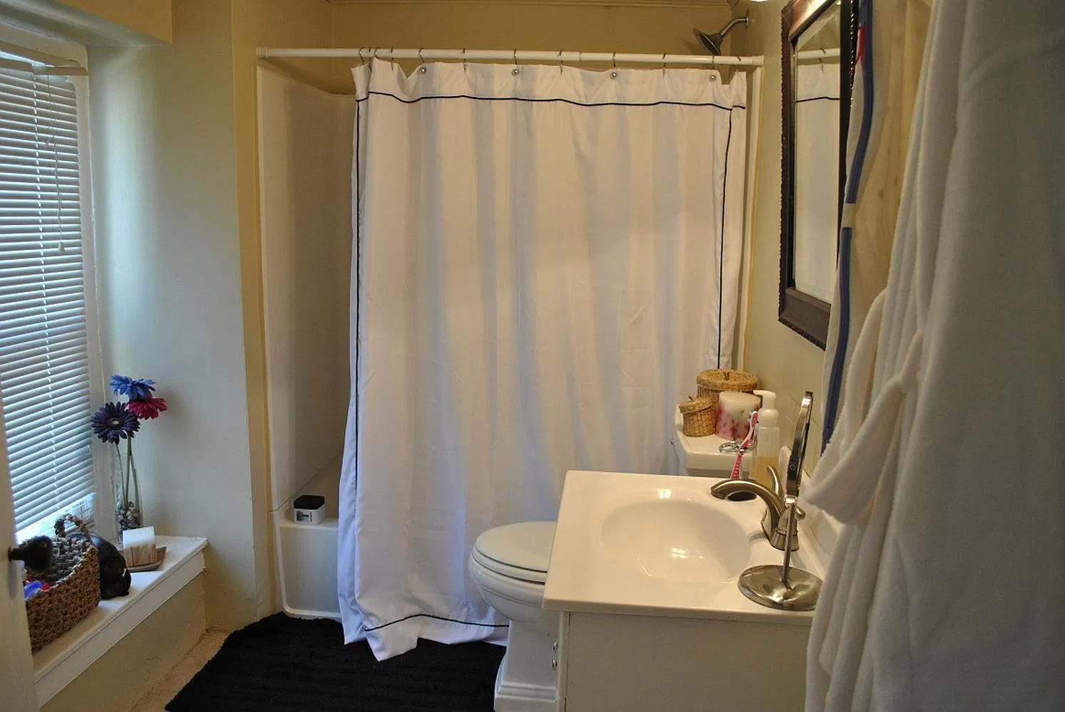 1 bed, 700 sqft, $1,100 — Photo 3