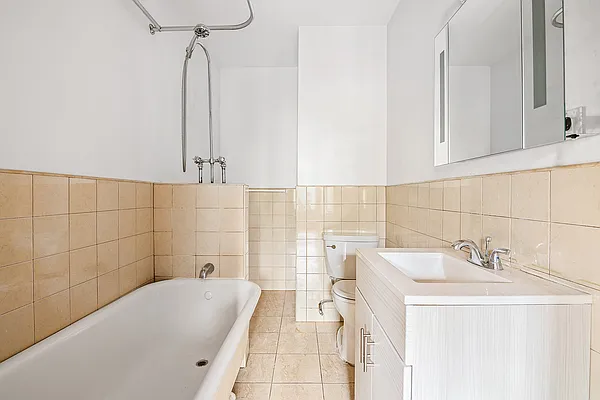 Rented by Compass | media 12