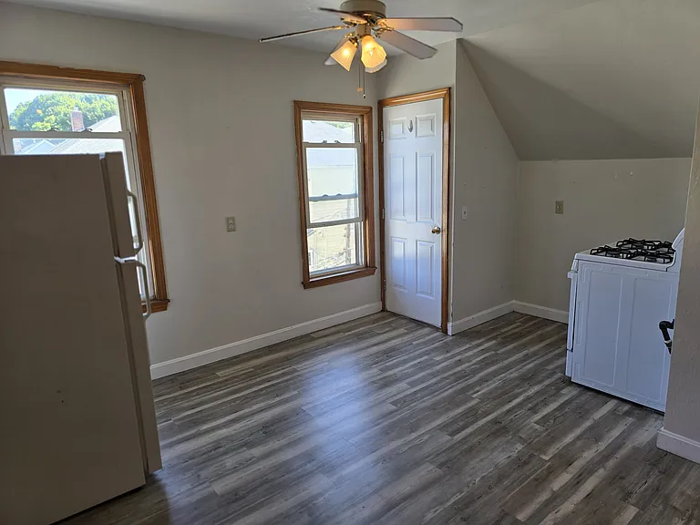 9 Branch St #3 — Photo 2