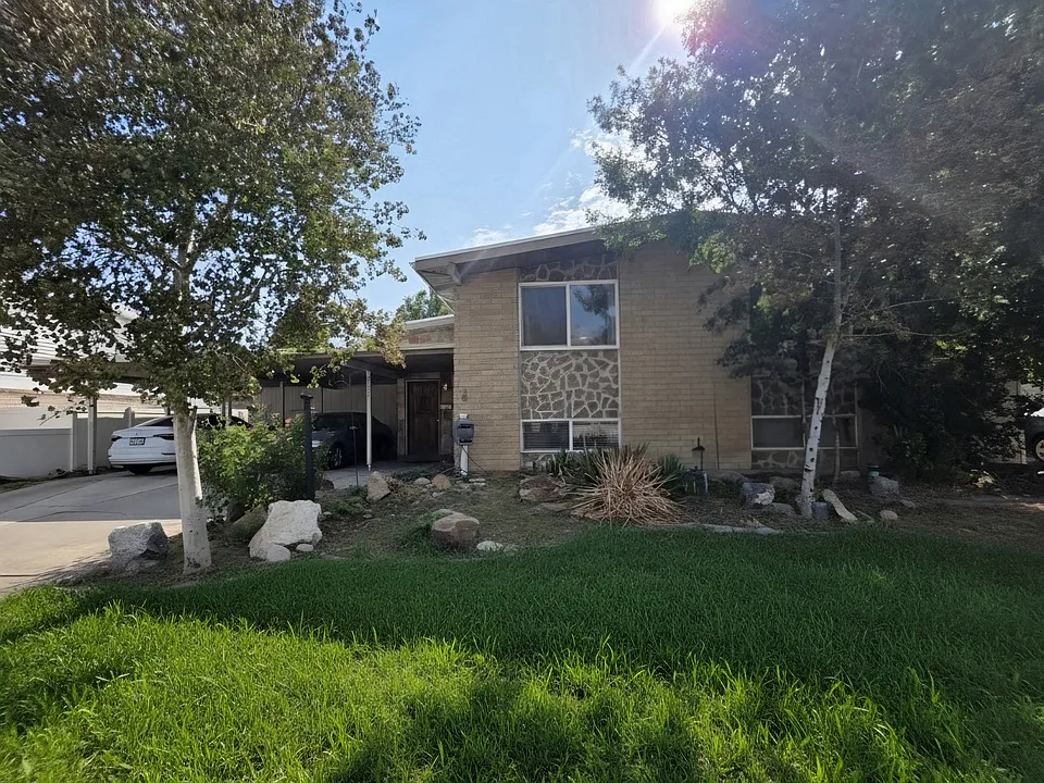8269 S Harrison Cir #Cir;-unit 1