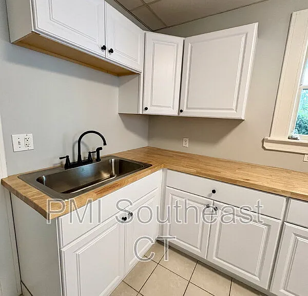 285 Montauk Ave #1 — Photo 7