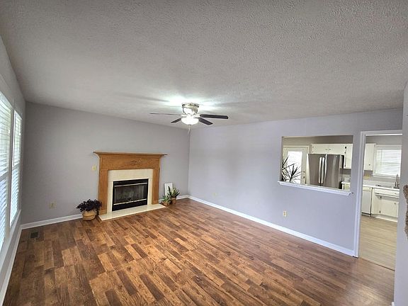 5th image of 506 Southlake Dr