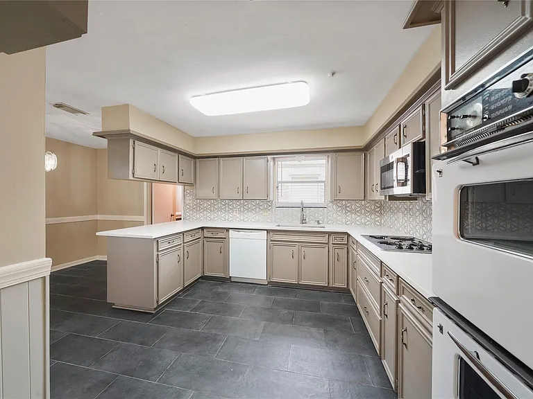 12719 Ashford Chase Dr — Photo 6