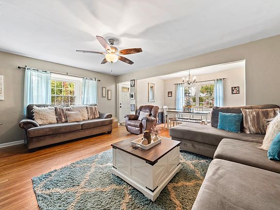 5th image of 304 42nd St