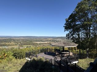 4 Vista Ln, Bloomsbury, NJ 08804