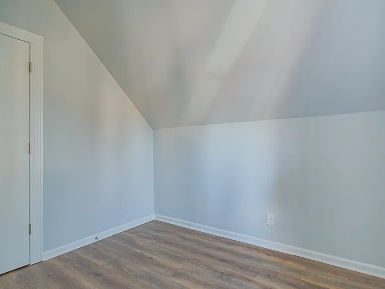 7432 S Maryland Ave #1 — Photo 6