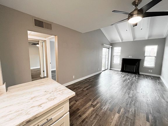 3rd image of 3900 H St #14