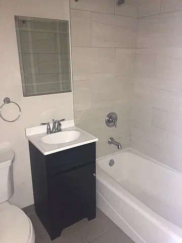 Studio, 550 sqft, $1,070 — Photo 4