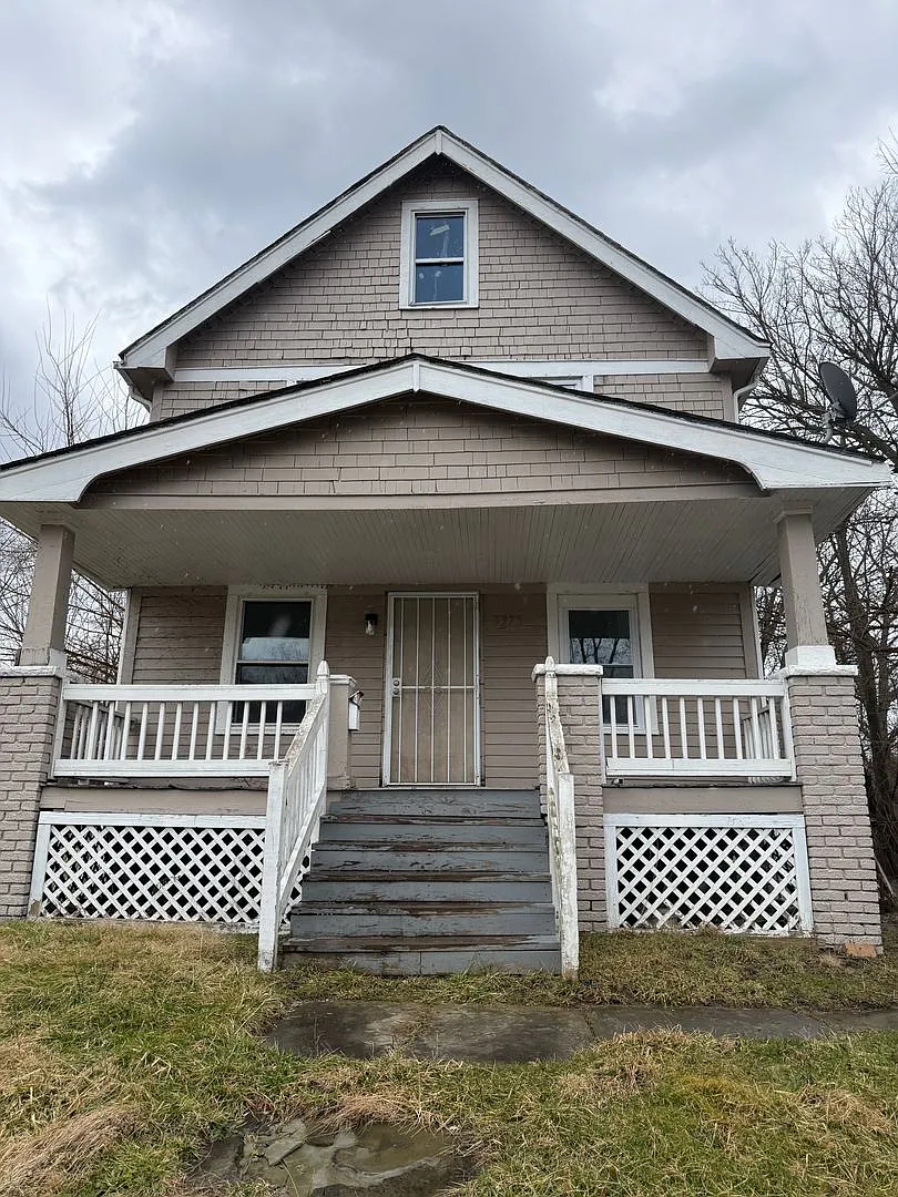 3bd Single Section 8 — Photo 1