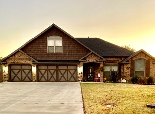 1501 Parkside Circle, Cave Springs, AR 72718