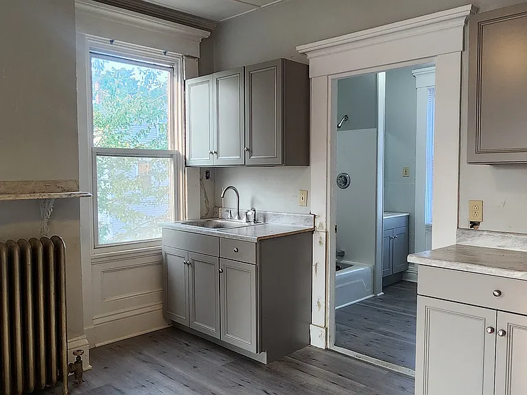 44 Chestnut St #1 — Photo 10