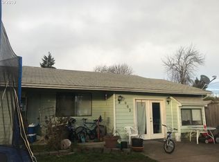 4960 D St, Springfield, OR 97478