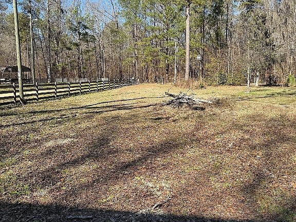 2nd image of 362 Enfinger Rd