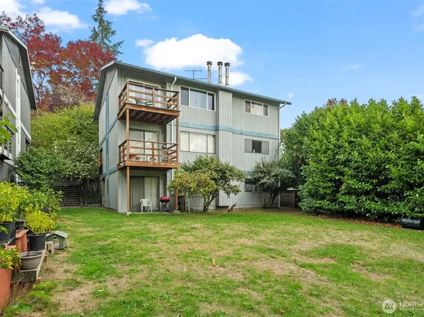 13215 35th Avenue NE, Seattle, WA 98125