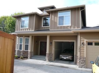 1904 NE 16th St, Renton, WA 98056