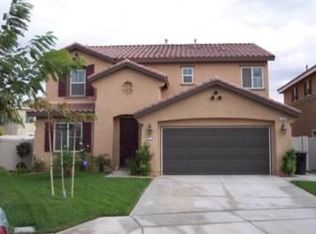 3009 Goshawk Ln, Perris, CA 92571