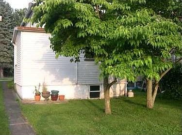2nd image of 448 S Spring St