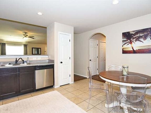 5th image of 14732 S Fern Pl