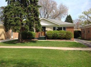 1805 Mayfair Ave, Westchester, IL 60154