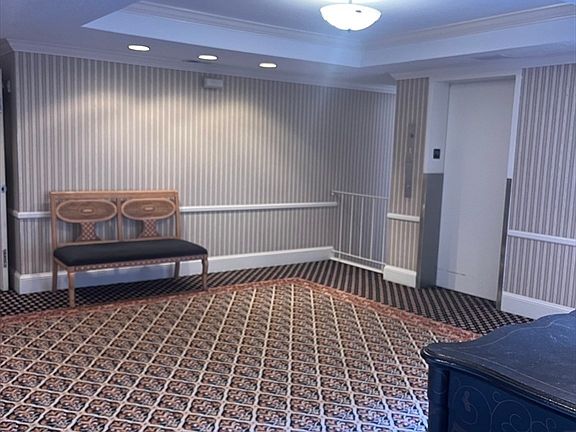 5th image of 1004 Paradise Rd APT Phb