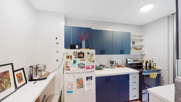 Rented by Emor Management Inc. | media 8