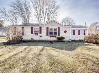 45 Smith St, Fairhaven, MA 02719