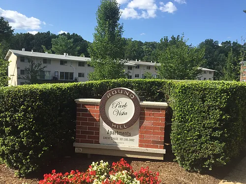 Round Hill Apartments of Chevy Chase Photo 1