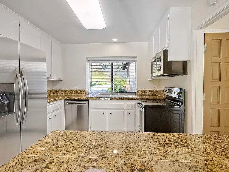 4131 Cyprus Island Ct — Photo 5