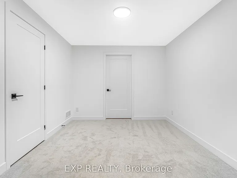 489 Duvernay Dr — Photo 45