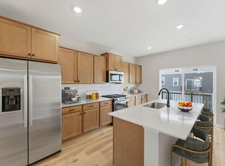 1524 Traverse Ln, West Saint Paul, MN 55118