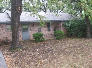 103 Jay Ln, Burleson, TX 76028