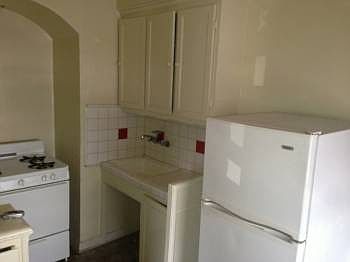 2nd image of 610 S Kenmore Ave APT 306