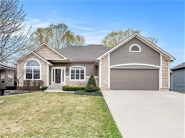 1801 E 127th Ter, Kansas City, MO 64145