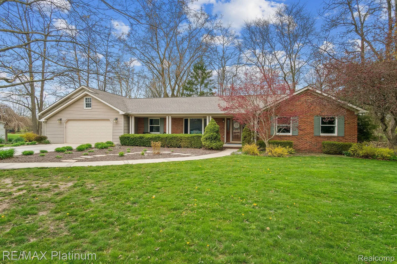 7589 McClements Rd photo 1