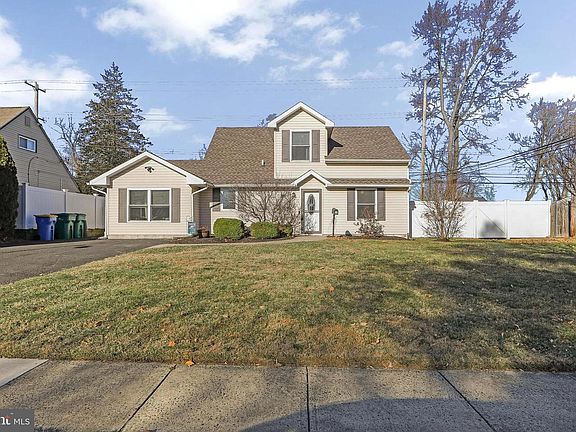 2nd image of 58 Rocky Pool Ln
