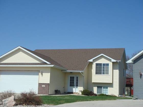 1st image of 210 Hunters Ct