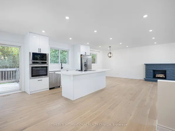 239 Walden Dr, Burlington, ON L7N 2A7