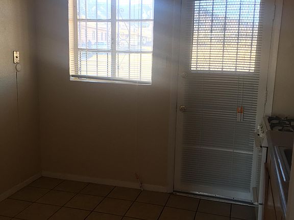3rd image of 4101 Nashville Ave APT 6