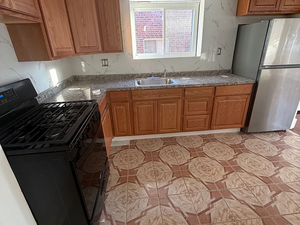 1st image of 22 Paerdegat 12th St APT 3