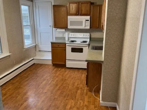 8 E Emaus Ave, Allentown, PA 18103